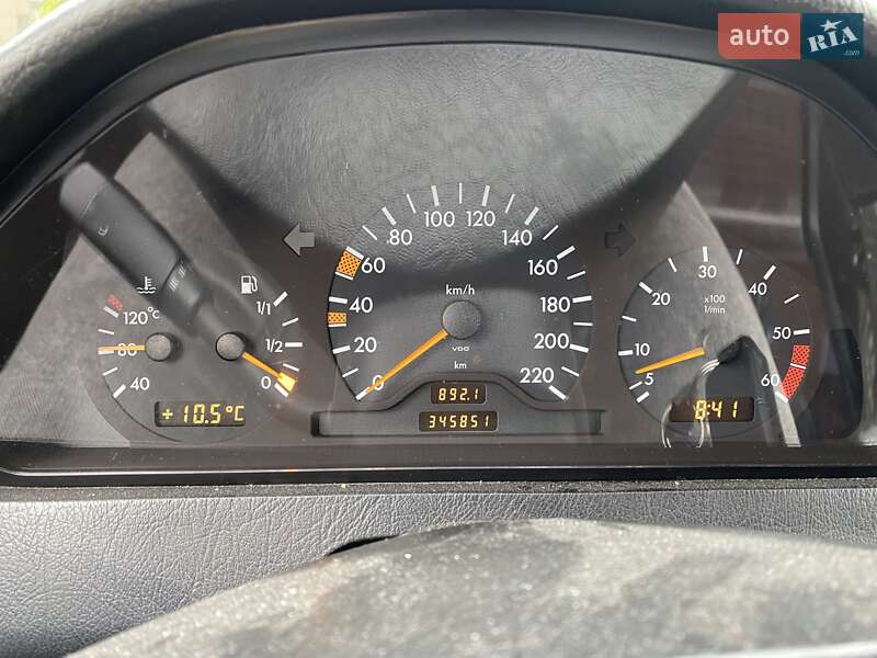 Седан Mercedes-Benz C-Class 1996 в Києві