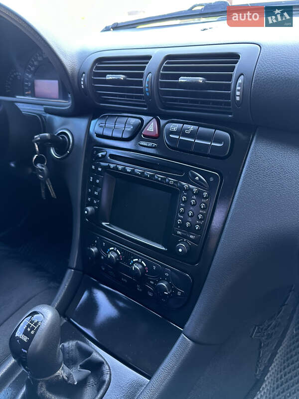 Седан Mercedes-Benz C-Class 2000 в Рахові