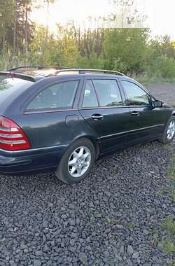 Универсал Mercedes-Benz C-Class 2002 в Киверцах