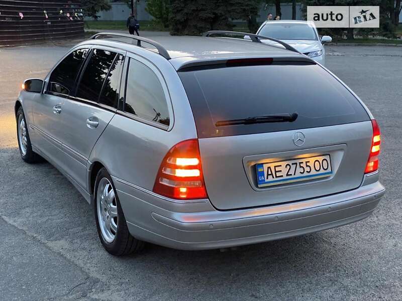 Универсал Mercedes-Benz C-Class 2002 в Днепре