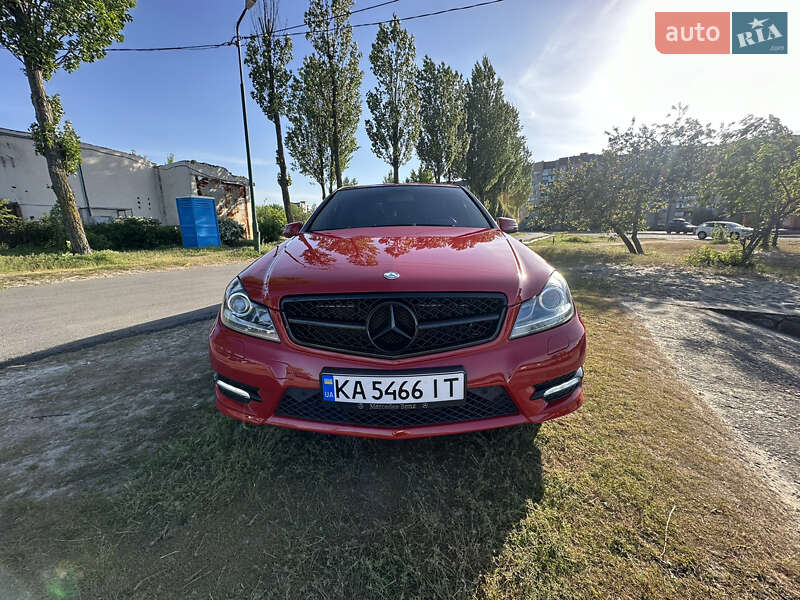 Седан Mercedes-Benz C-Class 2013 в Киеве