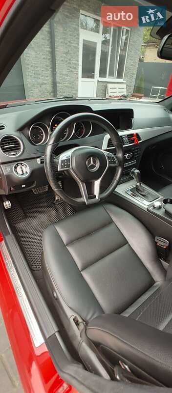 Седан Mercedes-Benz C-Class 2014 в Килии