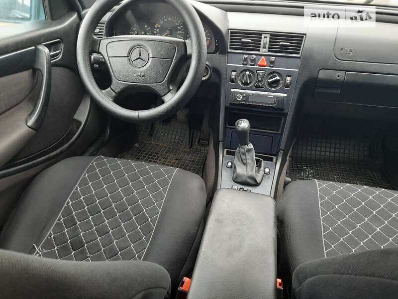 Седан Mercedes-Benz C-Class 1998 в Харькове