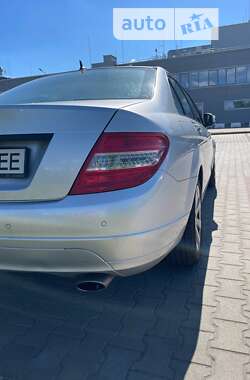 Седан Mercedes-Benz C-Class 2007 в Луцке