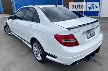 Седан Mercedes-Benz C-Class 2012 в Днепре