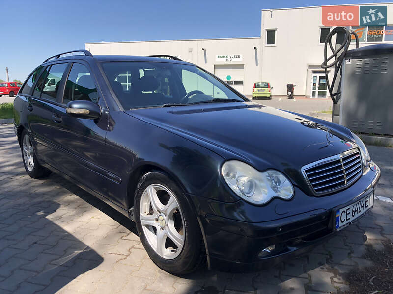 Универсал Mercedes-Benz C-Class 2003 в Черновцах