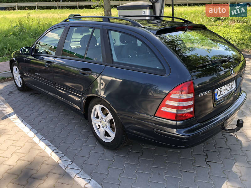 Универсал Mercedes-Benz C-Class 2003 в Черновцах