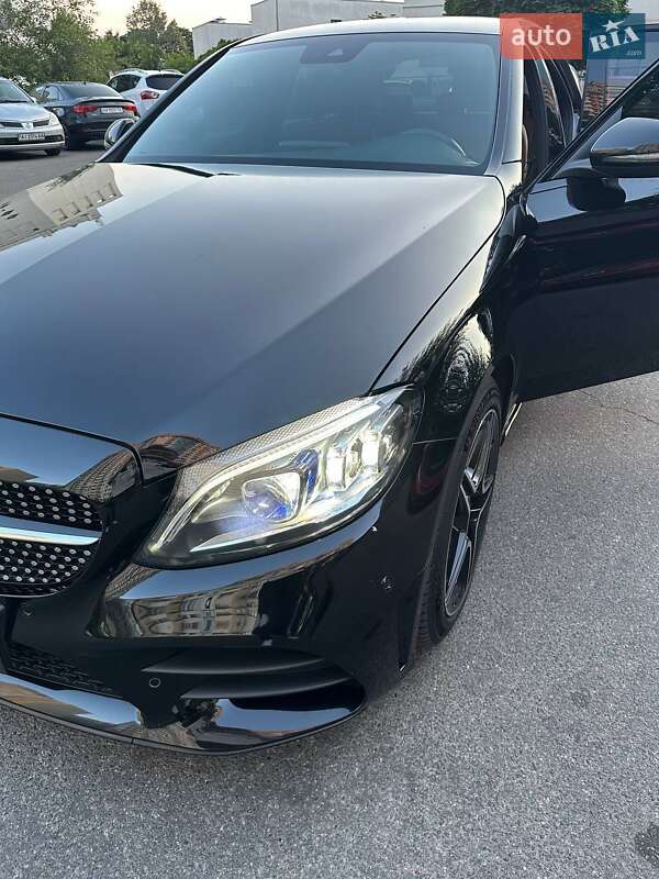 Седан Mercedes-Benz C-Class 2018 в Киеве