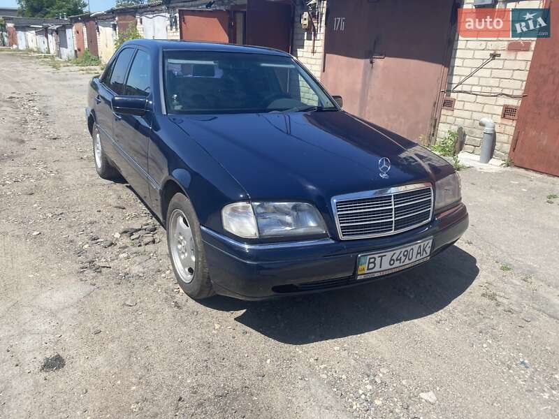 Седан Mercedes-Benz C-Class 1994 в Херсоне