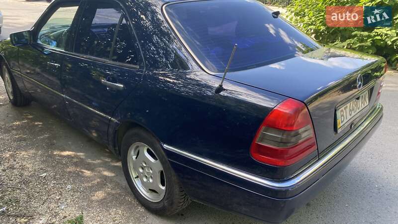 Седан Mercedes-Benz C-Class 1994 в Херсоне