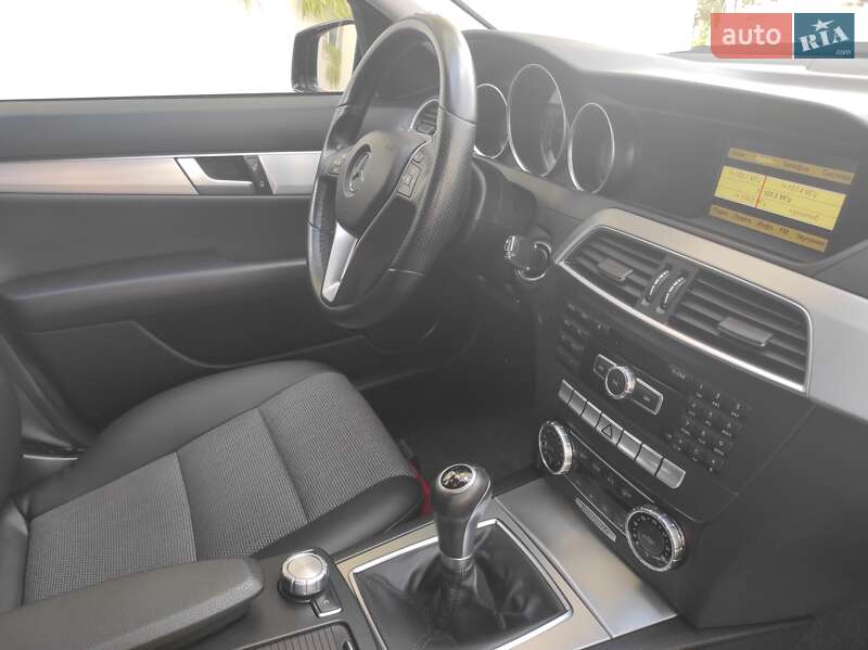 Универсал Mercedes-Benz C-Class 2012 в Калуше фото 10 Универсал Mercedes-Benz C-Class 2012 в Калуше