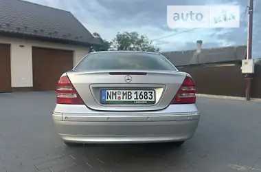 Mercedes-Benz C-Class 2003