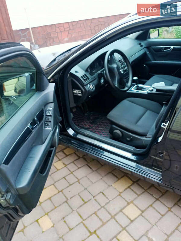 Універсал Mercedes-Benz C-Class 2009 в Косові фото 8 Універсал Mercedes-Benz C-Class 2009 в Косові