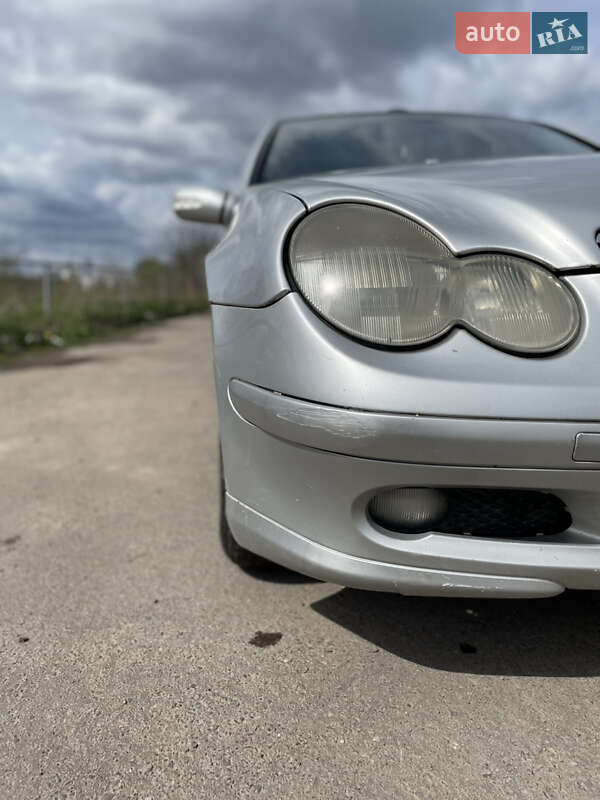 Купе Mercedes-Benz C-Class 2003 в Львове