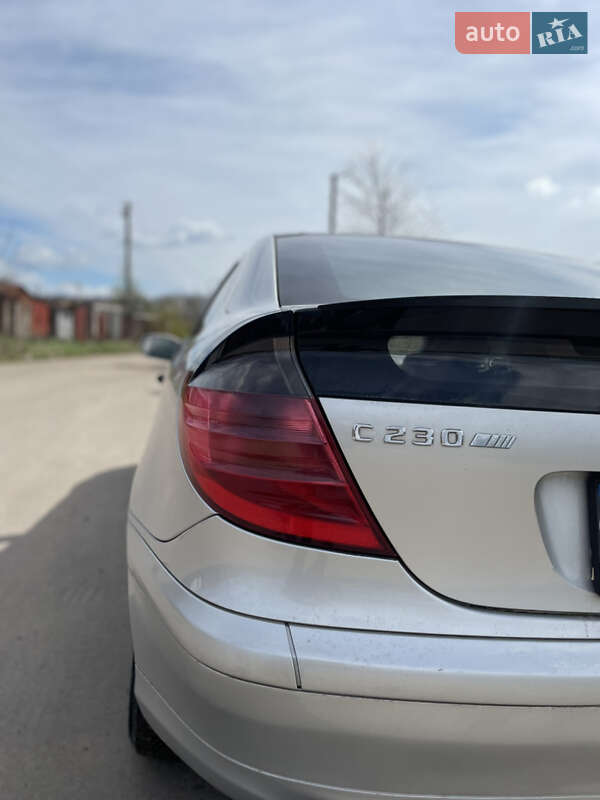Купе Mercedes-Benz C-Class 2003 в Львове