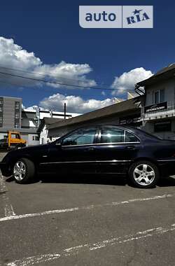 Седан Mercedes-Benz C-Class 2002 в Івано-Франківську