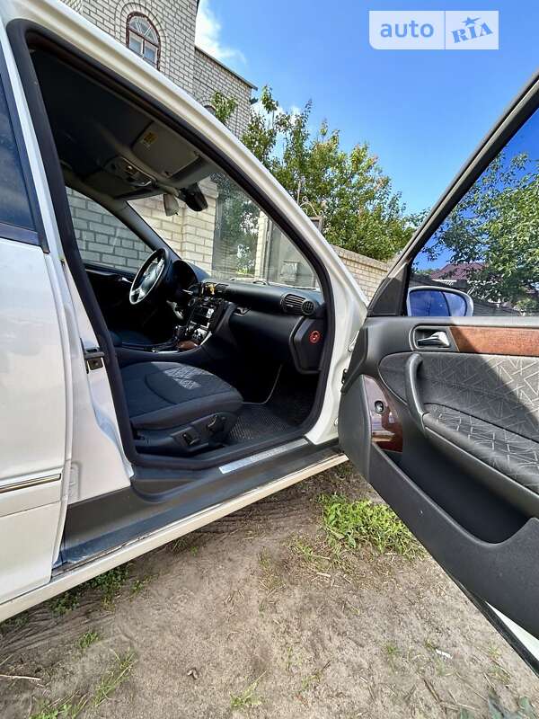 Седан Mercedes-Benz C-Class 2003 в Кропивницком