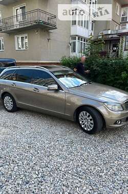 Універсал Mercedes-Benz C-Class 2009 в Івано-Франківську