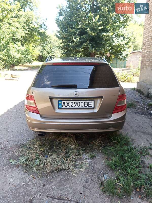 Универсал Mercedes-Benz C-Class 2010 в Константиновке