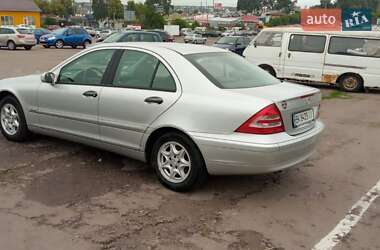 Седан Mercedes-Benz C-Class 2004 в Ровно