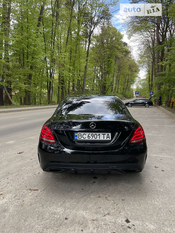 Седан Mercedes-Benz C-Class 2014 в Львові