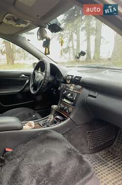 Универсал Mercedes-Benz C-Class 2005 в Ярмолинцах