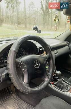 Универсал Mercedes-Benz C-Class 2005 в Ярмолинцах