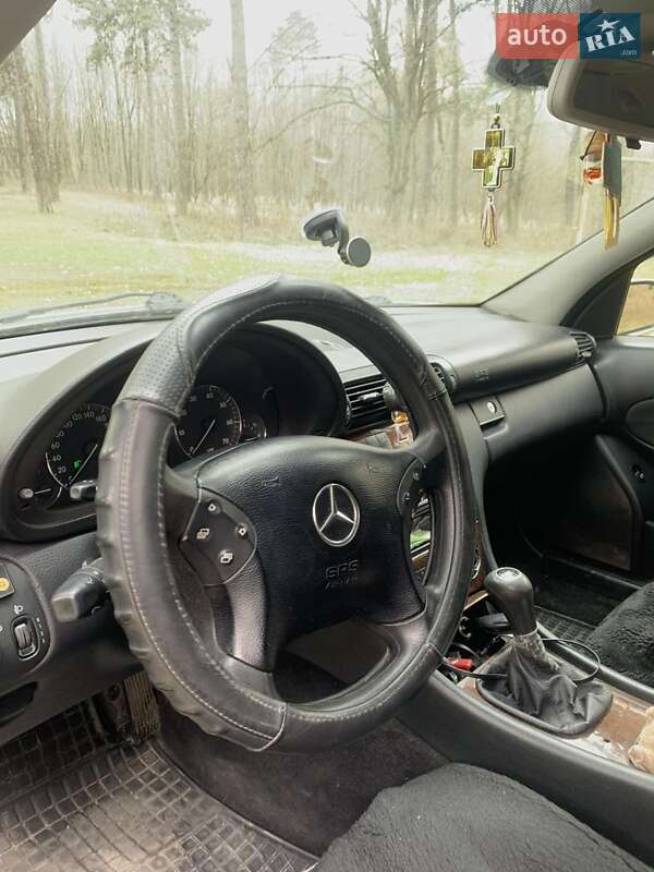 Універсал Mercedes-Benz C-Class 2005 в Ярмолинцях