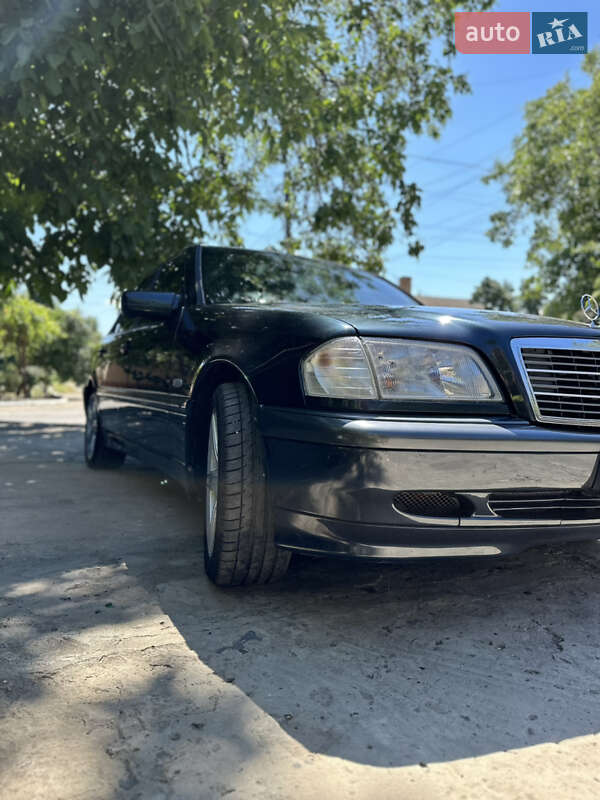 Седан Mercedes-Benz C-Class 1997 в Измаиле