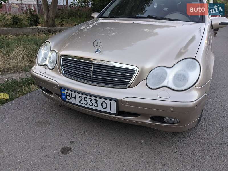 Mercedes-Benz C-Class 2003