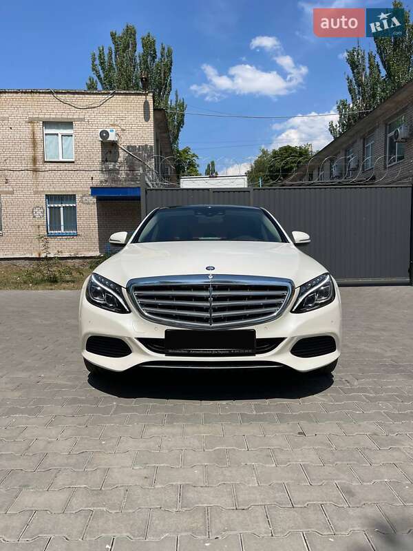 Седан Mercedes-Benz C-Class 2014 в Кривом Роге