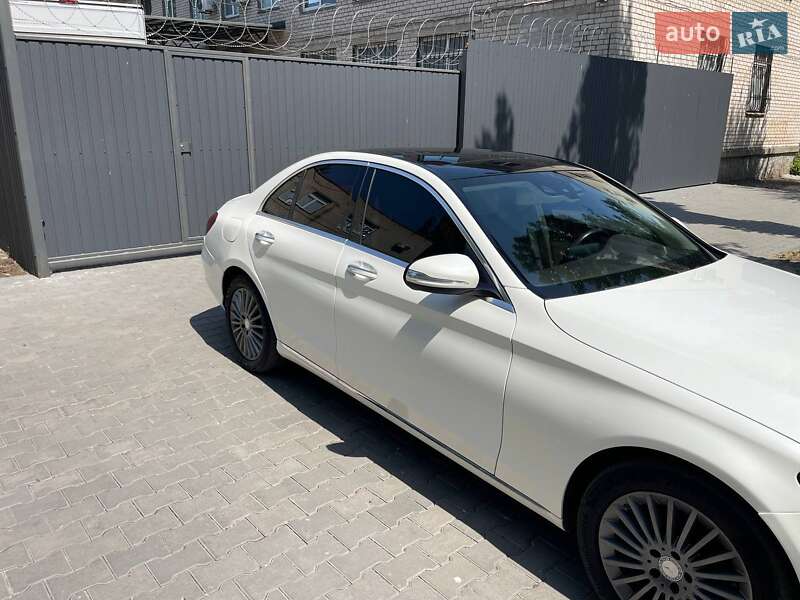 Седан Mercedes-Benz C-Class 2014 в Кривом Роге
