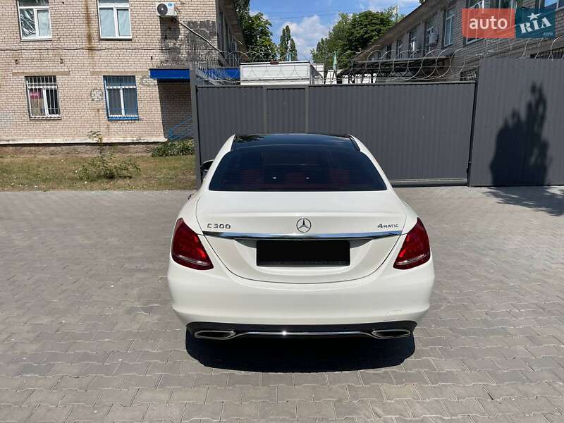 Седан Mercedes-Benz C-Class 2014 в Кривом Роге
