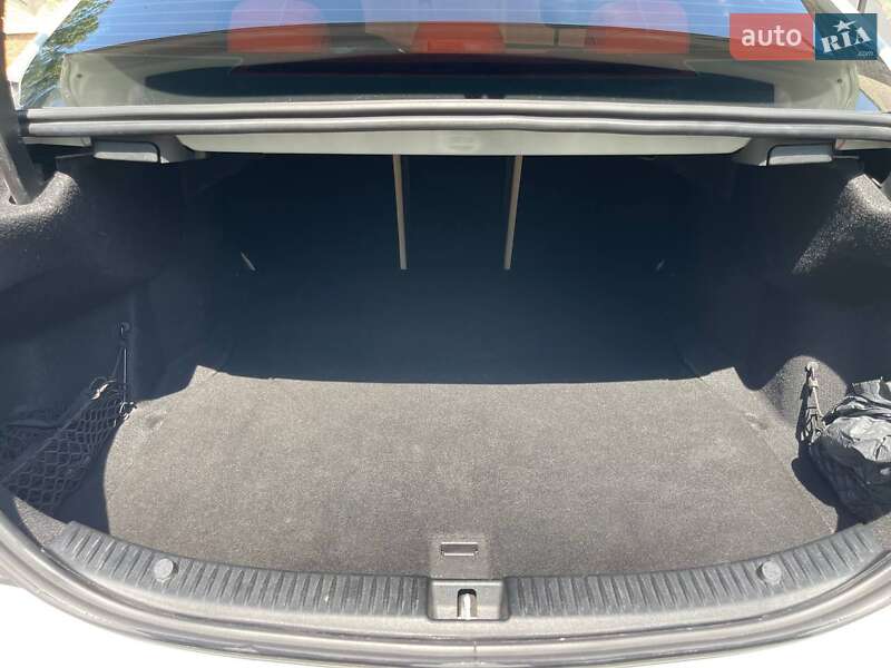 Седан Mercedes-Benz C-Class 2014 в Кривом Роге