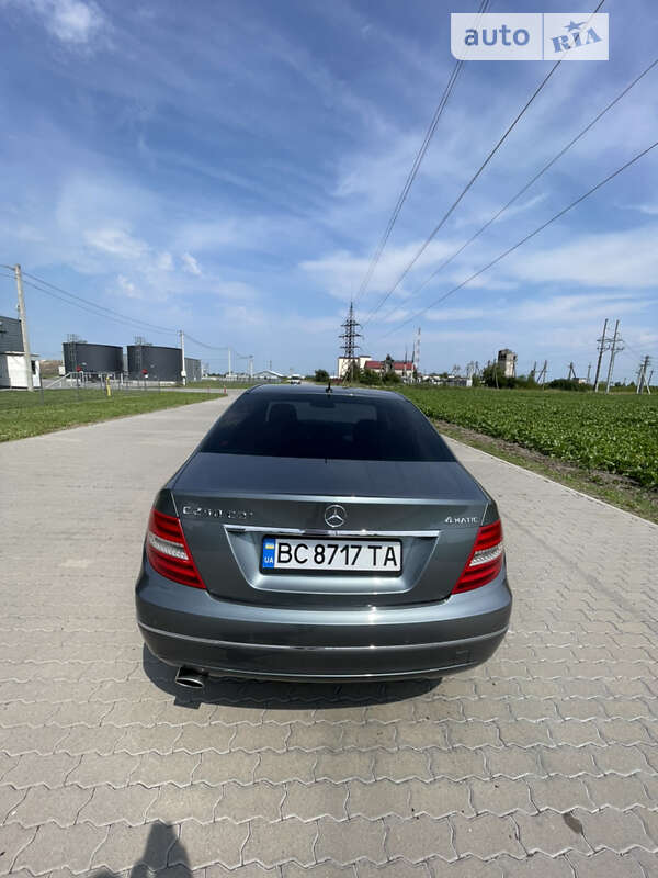 Седан Mercedes-Benz C-Class 2011 в Буске фото 9 Седан Mercedes-Benz C-Class 2011 в Буске