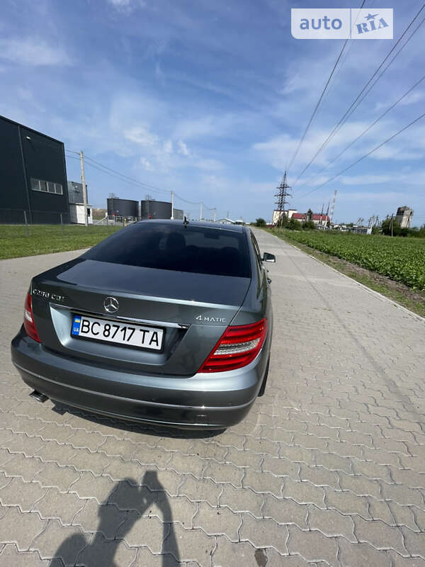 Седан Mercedes-Benz C-Class 2011 в Буске фото 10 Седан Mercedes-Benz C-Class 2011 в Буске