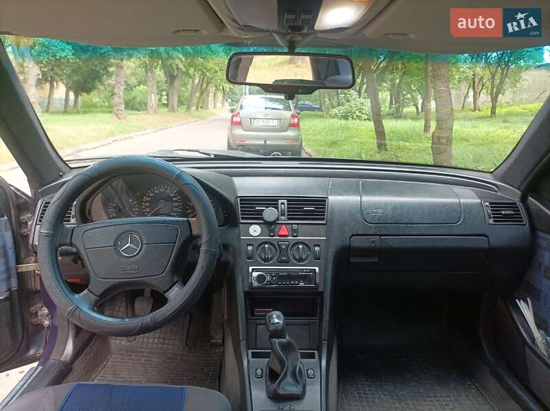 Седан Mercedes-Benz C-Class 1996 в Львове