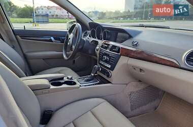 Седан Mercedes-Benz C-Class 2012 в Кам'янець-Подільському