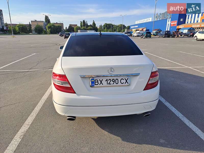 Седан Mercedes-Benz C-Class 2012 в Кам'янець-Подільському фото 4 Седан Mercedes-Benz C-Class 2012 в Кам'янець-Подільському