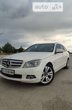 Універсал Mercedes-Benz C-Class 2008 в Гребінці