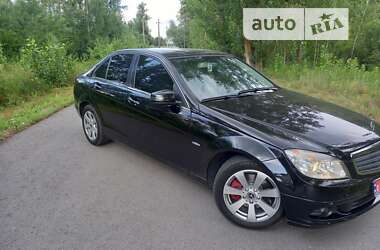 Седан Mercedes-Benz C-Class 2010 в Черкассах