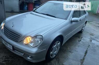 Седан Mercedes-Benz C-Class 2005 в Рівному