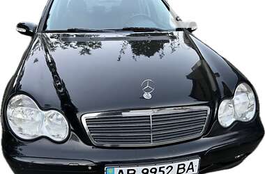 Седан Mercedes-Benz C-Class 2004 в Виннице