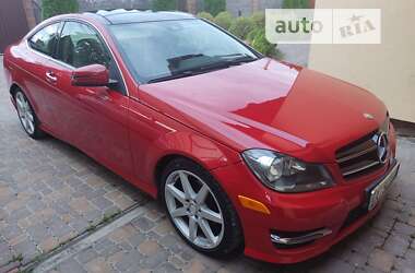 Купе Mercedes-Benz C-Class 2014 в Киеве