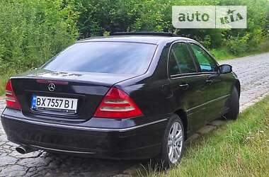 Седан Mercedes-Benz C-Class 2004 в Рівному