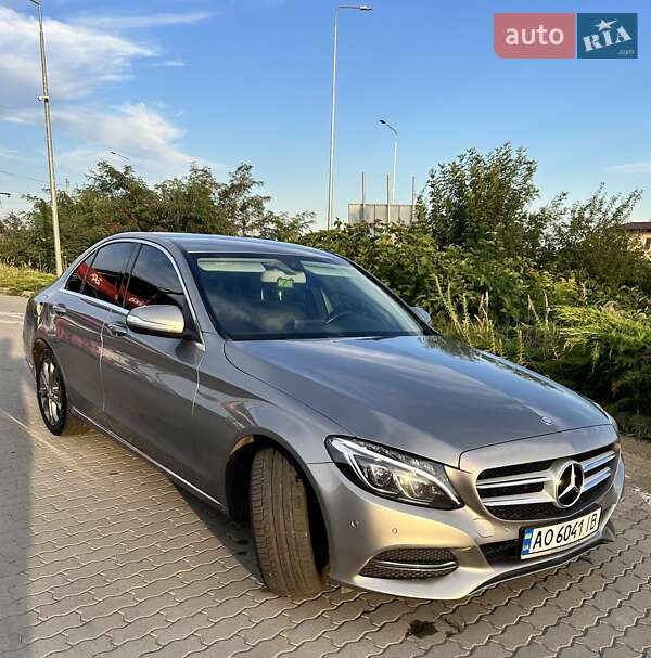 Седан Mercedes-Benz C-Class 2014 в Ужгороде