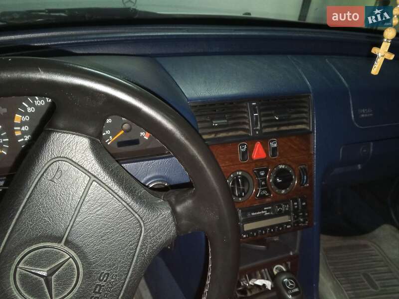 Mercedes-Benz C-Class 1997