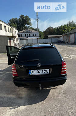 Універсал Mercedes-Benz C-Class 2006 в Дніпрі