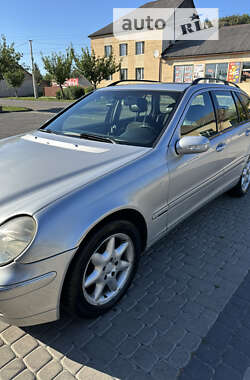 Універсал Mercedes-Benz C-Class 2004 в Мукачевому