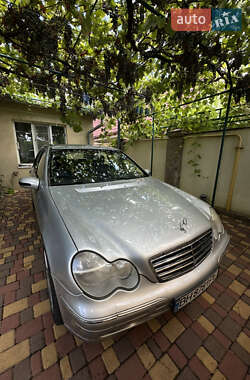 Седан Mercedes-Benz C-Class 2000 в 